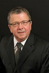 Ron Taylor Has over 34 years of international experience working in the insurance industry 